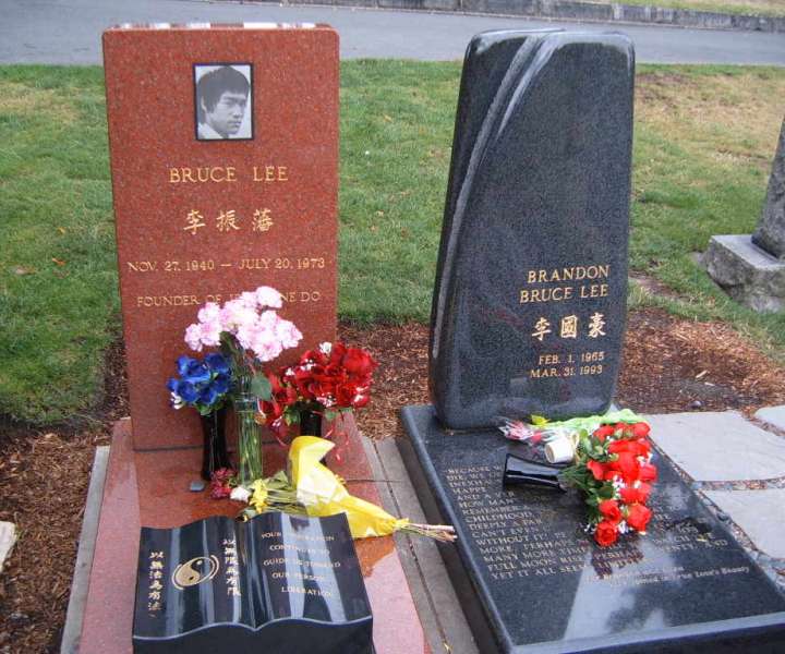 Bruce Leejev grob