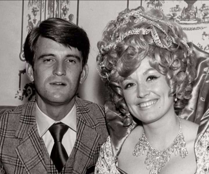 Dolly Parton in njen mož Carl Thomas Dean v mladih letih
