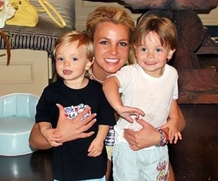 Britney Spears s sinovoma v srečnejših časih