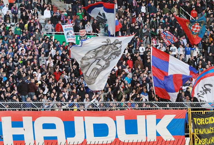 Hajdukovi navijači v Zagrebu pretepli naključnega mimoidočega