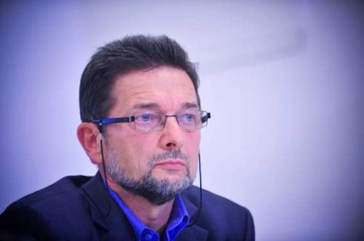 Ivan Štuhec o Slovencu leta 2012 - Janezu Janši