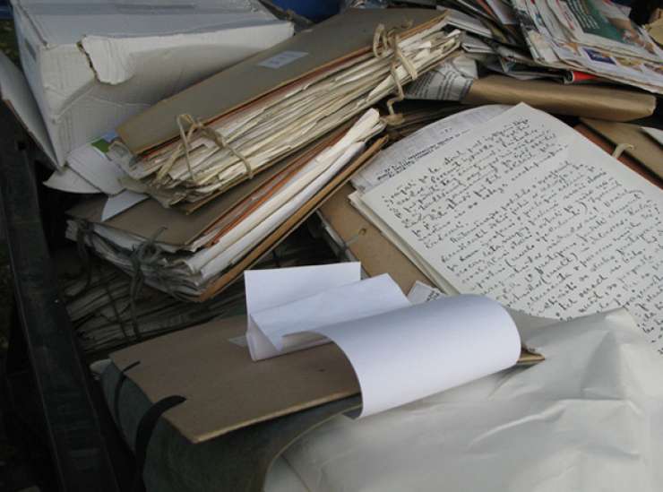 Dokumenti v murgelskem smetnjaku: Gre za očetov osebni arhiv, pravi zgodovinar Mitja Ferenc