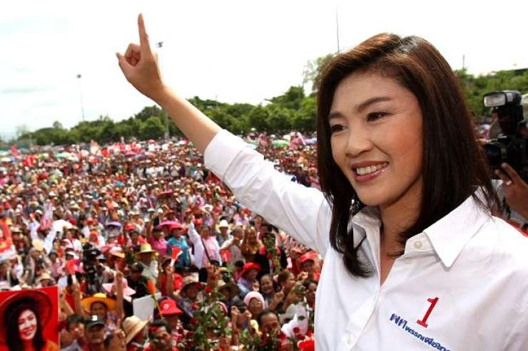 Tajsko ustavno sodišče odstavilo premierko 