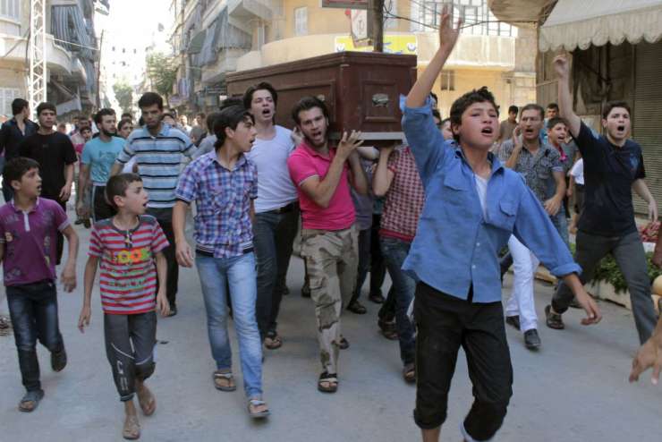 Med ramadanom v Siriji ubitih skoraj 4500 ljudi