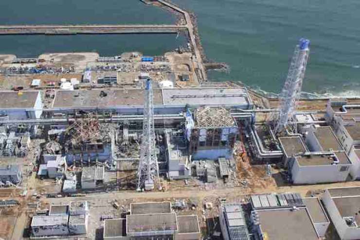 Radioaktivna voda iz Fukušime bi lahko kmalu stekla v morje