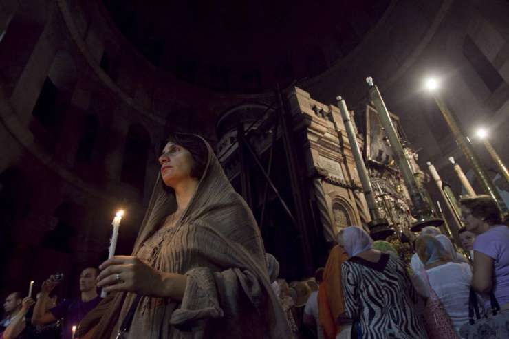 Hud spor zaradi neplačanega računa za vodo v baziliki Božjega groba v Jeruzalemu