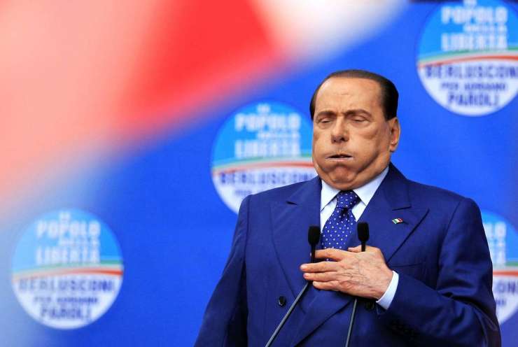 Razkol v Berlusconijevi stranki - odpadniki so zvesti Letti, ne šefu Silviu