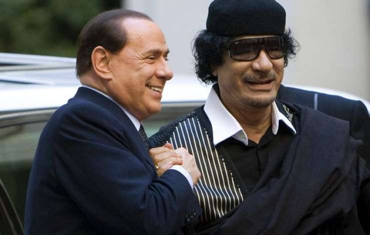 S takimi prijatelji ne potrebuješ sovražnikov: Berlusconi naj bi načrtoval likvidacijo Gadafija