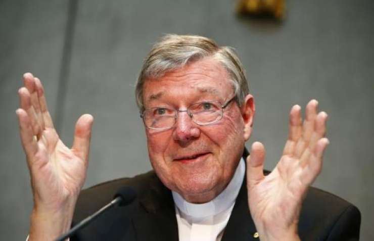 Vatikanski finančnik je na tajnih računih "odkril" več sto milijonov evrov