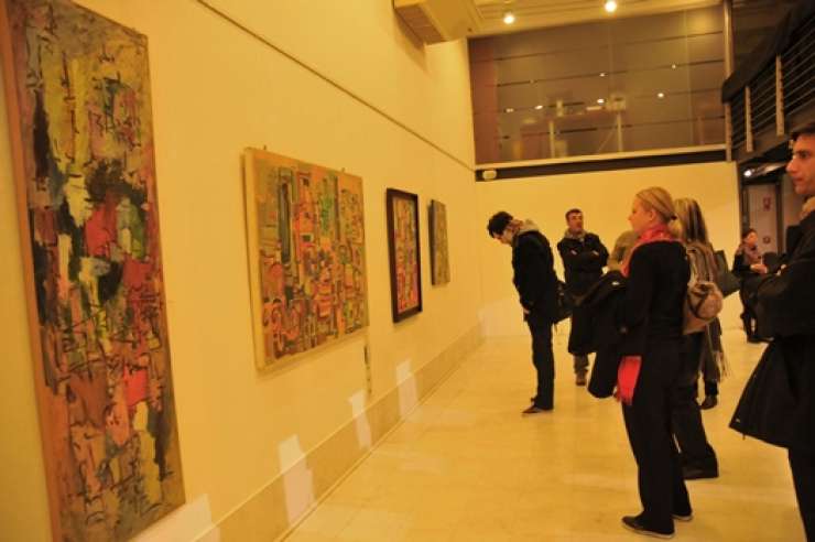 Iz hotela v Lipici ukradli tri slike Avgusta Černigoja, vredne vsaj 15.000 evrov
