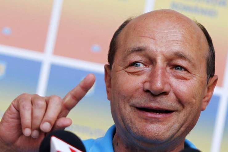 Referendum o odstavitvi romunskega predsednika Basescuja neveljaven
