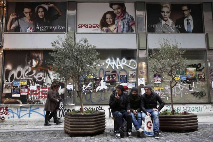 Nemški zunanji minister: Grčija se mora spopasti z brezposelnostjo mladih