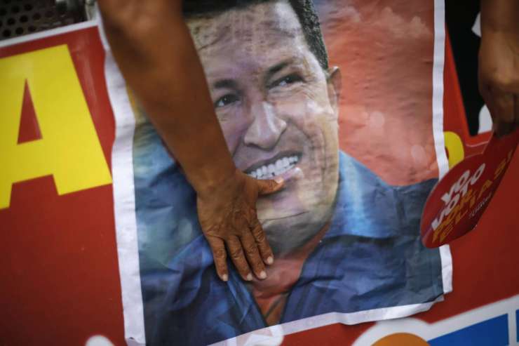 Hugo Chavez: hude krvavitve med operacijo zaradi raka