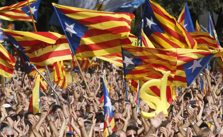 Španija svari Katalonijo pred uporabo javnega denarja za glasovanje o neodvisnosti