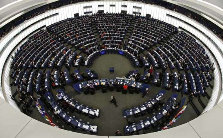 Parlament EU bo glasoval o zamrznitvi turških pristopnih pogajanj z EU
