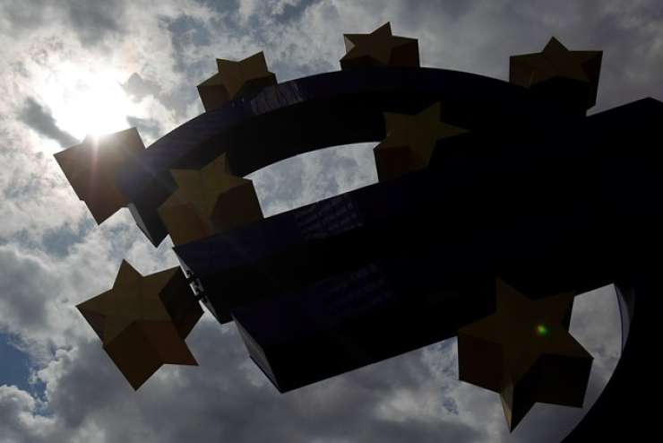 Padla naj bi odločitev o novem posegu ECB v reševanje krize