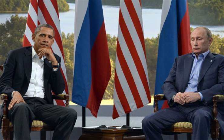 Putin in Obama po telefonu o rešitvi krize v Ukrajini