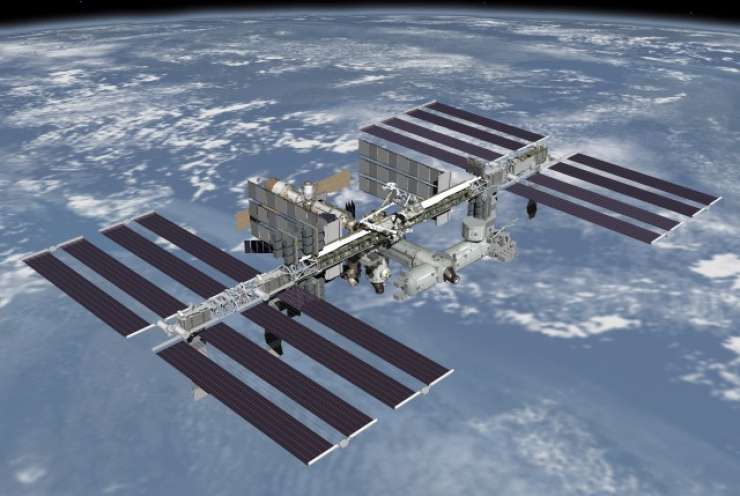 Ruski politik: Nasa lahko astronavte na ISS pošilja s trampolinom