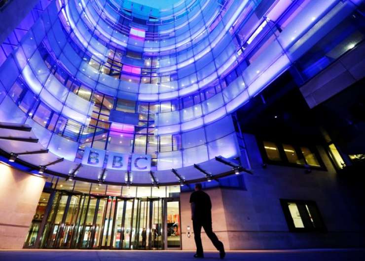 Novinarji BBC stavkajo zaradi odpuščanj