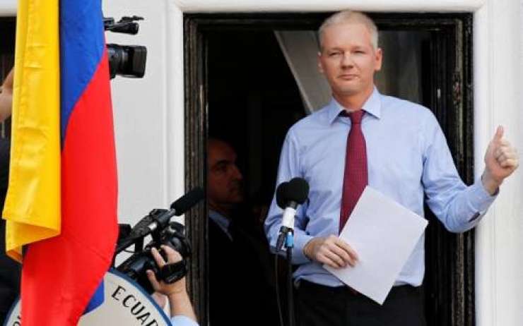 Velika Britanija in Ekvador brez dogovora glede Assangea