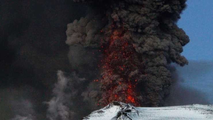 Islandski ognjenik stresel nov močan potres