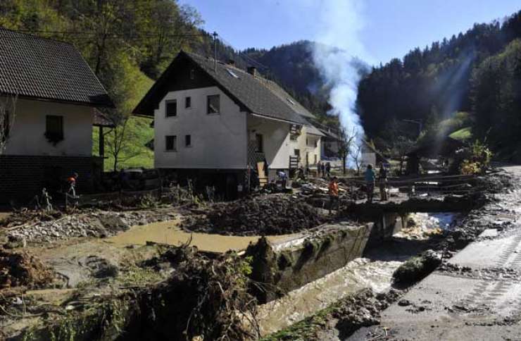 Neurje je samo v Poljanski dolini povzročilo za preko 30 milijonov evrov škode