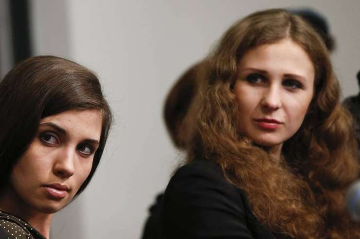 V Sočiju aretirani aktivistki Tolokonikova in Aljohina sta obtoženi ropa