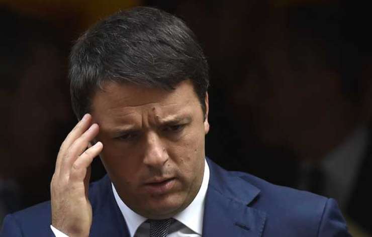 Renzi je kritike reform primerjal z godrnjavimi upokojenci