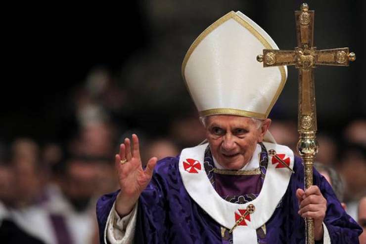 Benedikt XVI.: Nikoli nisem prikrival zlorab otrok v Cerkvi