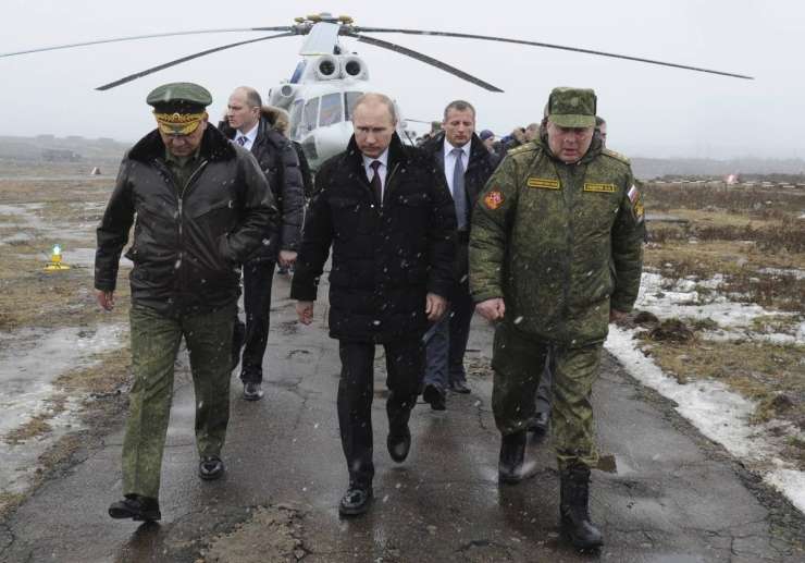 Putin: Uporaba sile v Ukrajini ostaja skrajna možnost; Janukoviču smo rešili življenje