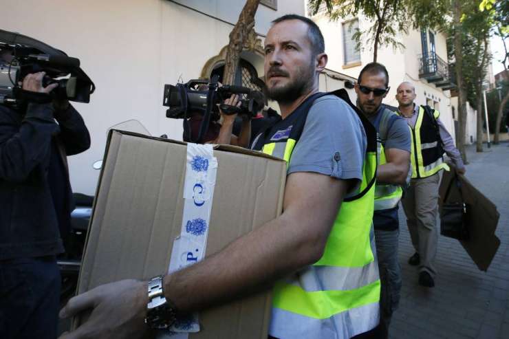 Španska policija razbila korupcijsko mrežo in aretirala 51 ljudi