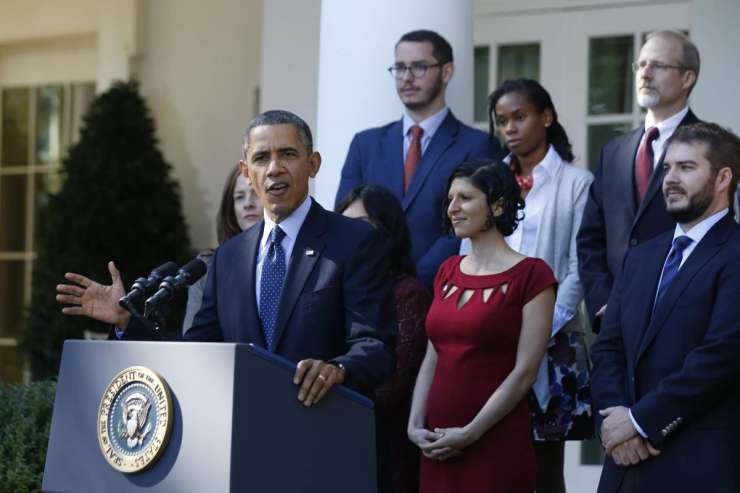Obama razočaran nad tehničnimi težavami pri izvajanju zdravstvene reforme