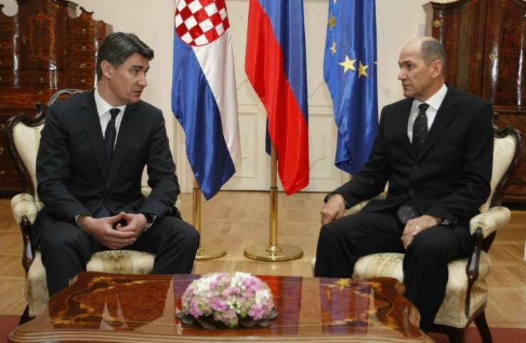 Za Hrvaško je boljši ksenofobni in radikalni Janša, piše hrvaški komentator