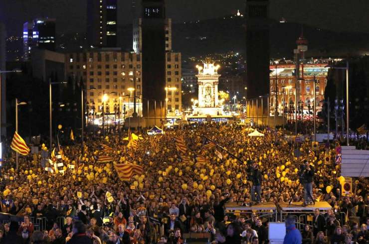 Madrid je neomajen: O pravici do katalonske samoodločbe se ne bomo pogajali