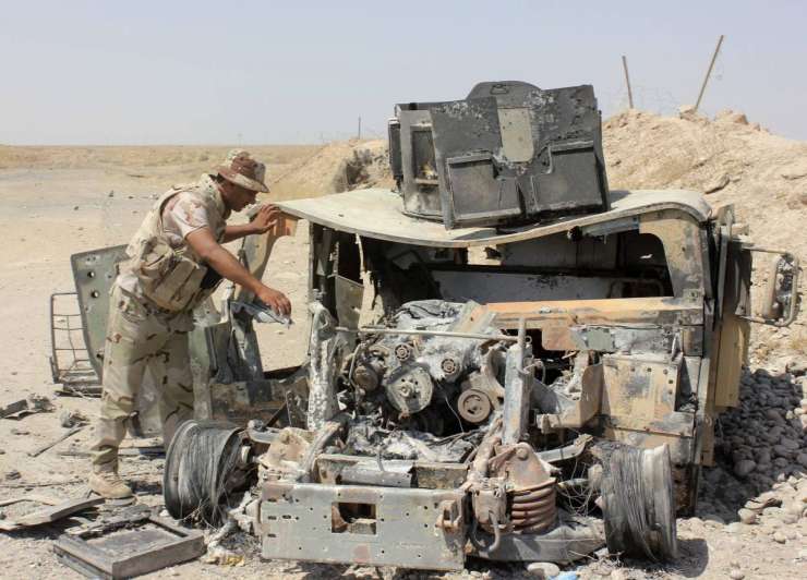 Islamska vojska v Siriji in Iraku uporablja ameriško orožje