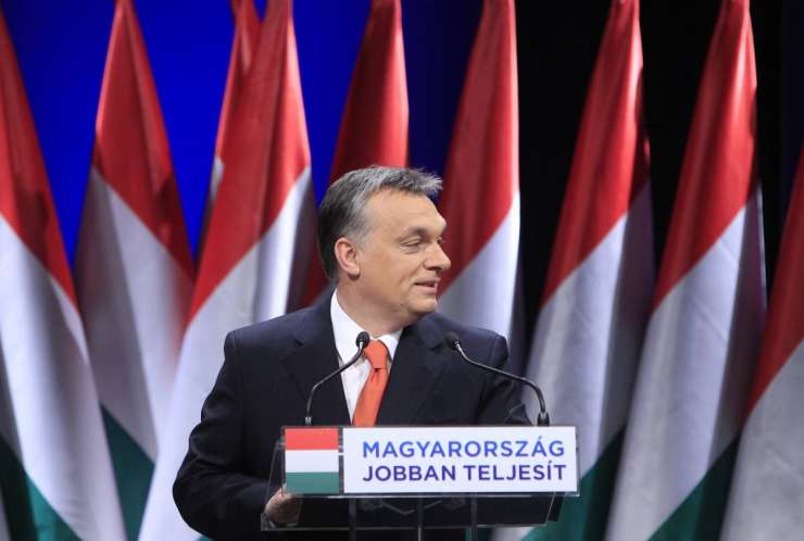 Orban izpostavil svoje zasluge in okrcal Bruselj