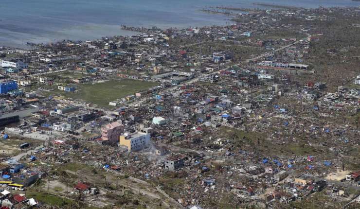 Na Filipinih razglasili nacionalno katastrofo