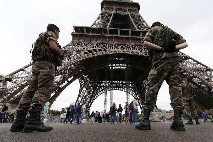 V Franciji prijeli osumljenca za napad na vojaka