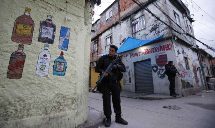 Čiščenje pred prvenstvom - brazilska policija zavzela faveli v Riu