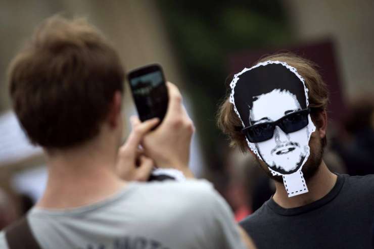 Snowden ne bo dobil islandskega državljanstva 