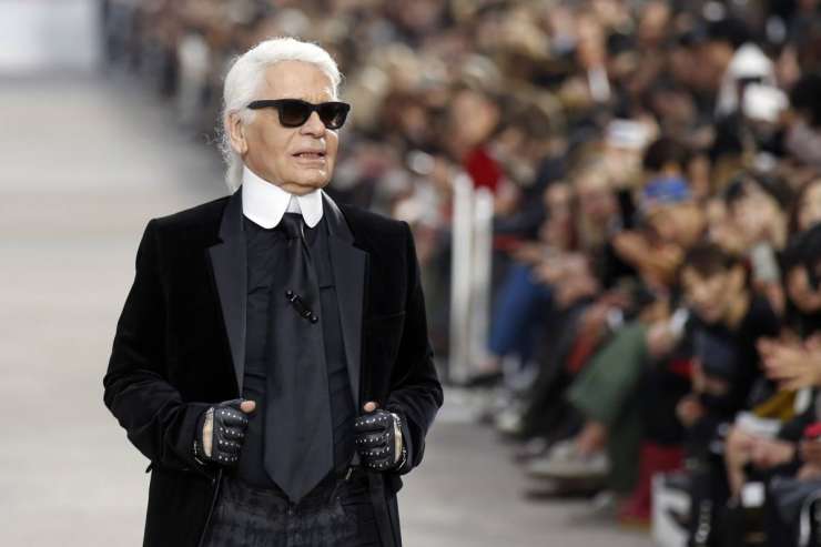 Nemški modni oblikovalec Karl Lagerfeld praznuje 85 let