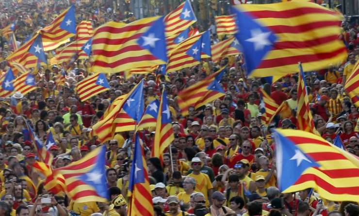 Stotisoči Kataloncev zahtevali pravico do samoodločbe