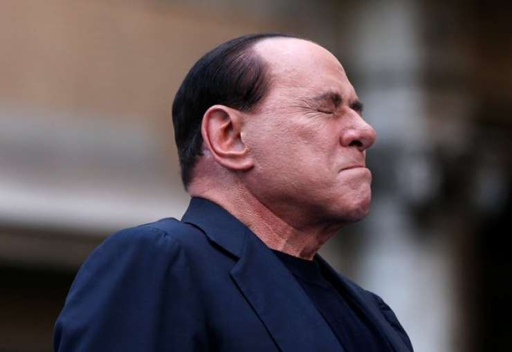 Berlusconijev Fininvest bo moral plačati pol milijardno odškodnino