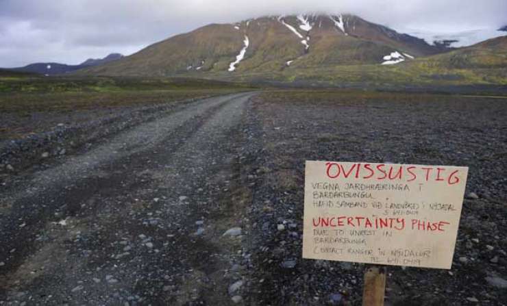 Izbruh nemirnega islandskega ognjenika bi lahko ogrozil letalski promet