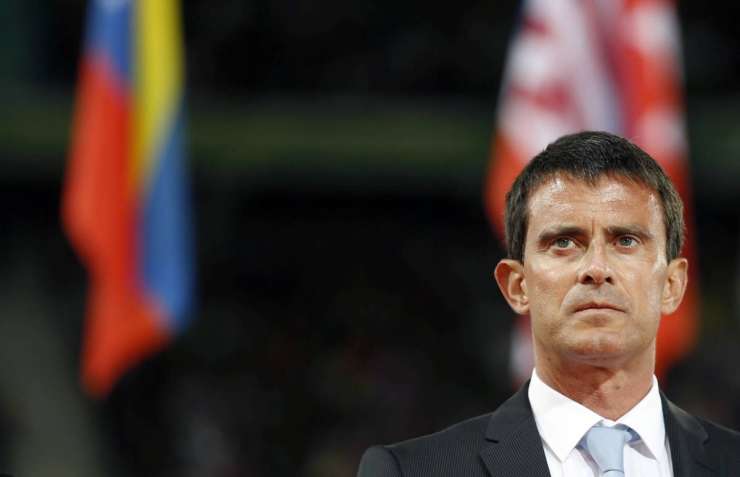 Francoska vlada odstopila; premier Valls bo sestavil novo
