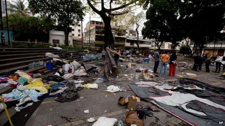 Policija v Venezueli podrla tabore protestnikov, prijela 243 ljudi