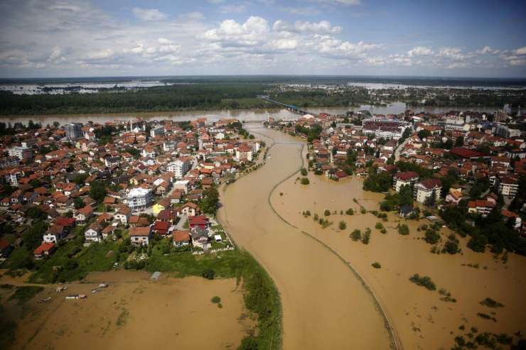 Poplavljena površina na Balkanu večja od Slovenije