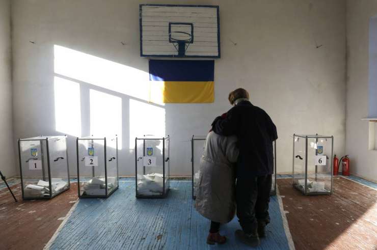 Rusija priznala izide volitev v Ukrajini, separatisti kritični