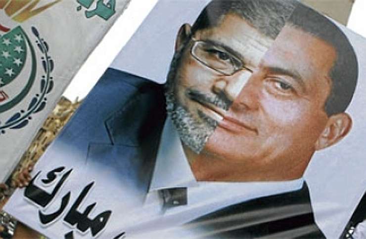 Mubarak morda na prostost, Mursi za rešetke
