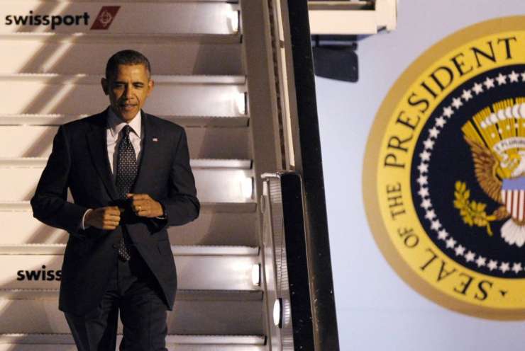 Obama v Bruslju z 900-člansko ekipo; cena obiska kar 10 milijonov dolarjev